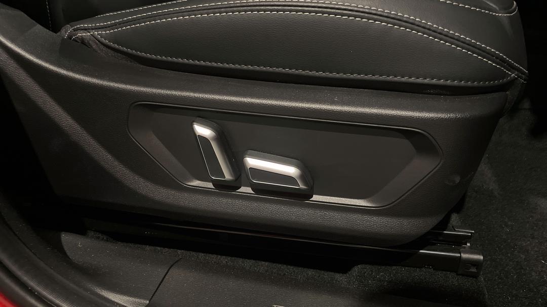 2025 GWM Haval Jolion Lux, Automatic, 9527 km, Drivers Side Adjustment Panel