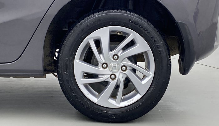 2019 Honda Jazz 1.2 V MT, Petrol, Manual, 16,519 km, Left Rear Wheel