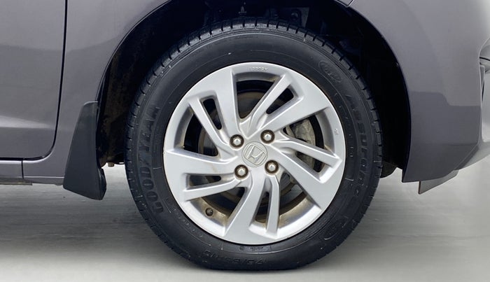 2019 Honda Jazz 1.2 V MT, Petrol, Manual, 16,519 km, Right Front Wheel
