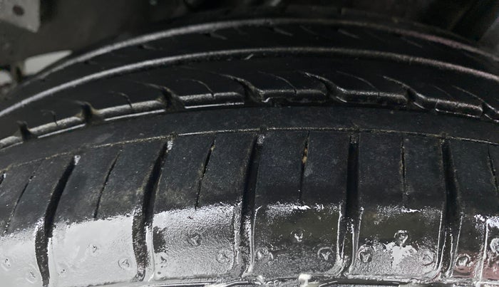 2019 Honda Jazz 1.2 V MT, Petrol, Manual, 16,519 km, Left Rear Tyre Tread