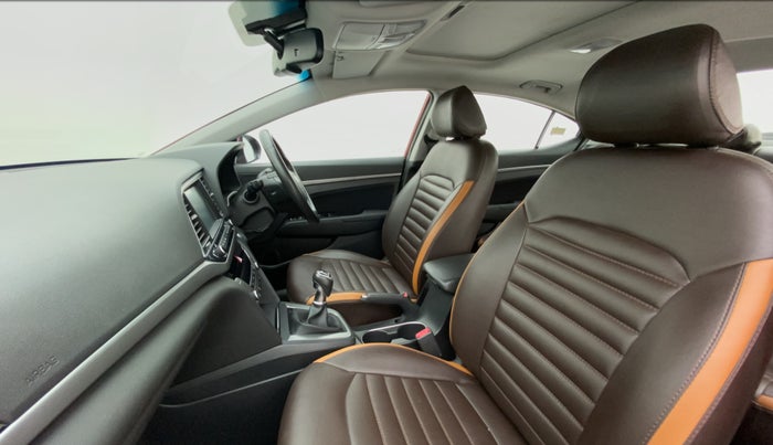 2019 Hyundai New Elantra 1.6 SX MT, Diesel, Manual, 25,841 km, Right Side Front Door Cabin