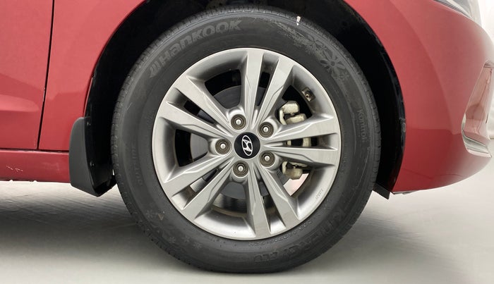 2019 Hyundai New Elantra 1.6 SX MT, Diesel, Manual, 25,841 km, Right Front Wheel