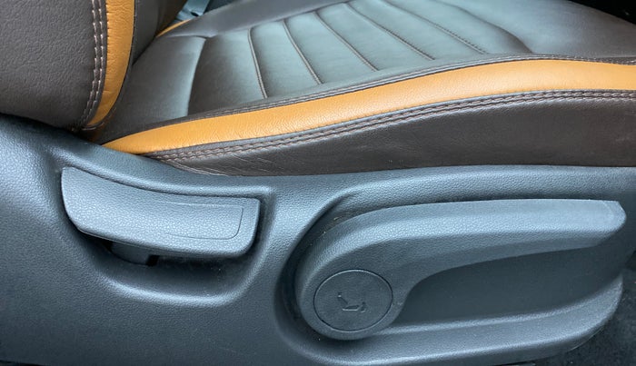 2019 Hyundai New Elantra 1.6 SX MT, Diesel, Manual, 25,841 km, Driver Side Adjustment Panel
