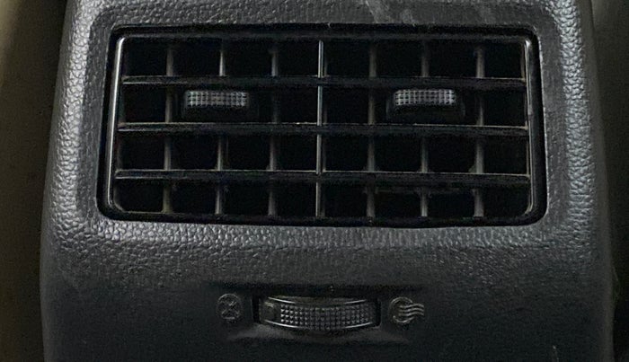 2017 Hyundai Elite i20 SPORTZ 1.2, Petrol, Manual, 35,311 km, Rear AC Vents