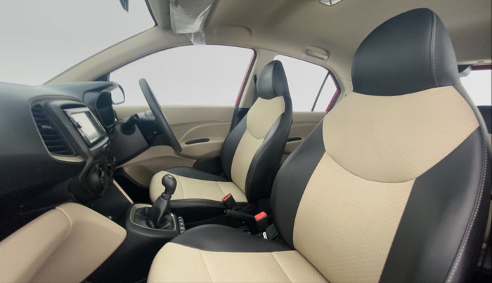 2018 Hyundai NEW SANTRO 1.1 MAGNA MT, Petrol, Manual, 25,350 km, Right Side Front Door Cabin