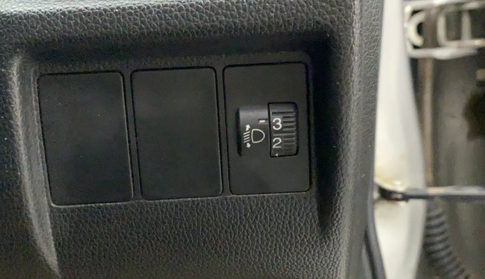 2015 Honda City 1.5L I-VTEC V MT, Petrol, Manual, 91,360 km, Dashboard - Headlight height adjustment not working