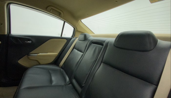 2015 Honda City 1.5L I-VTEC V MT, Petrol, Manual, 91,360 km, Right Side Rear Door Cabin