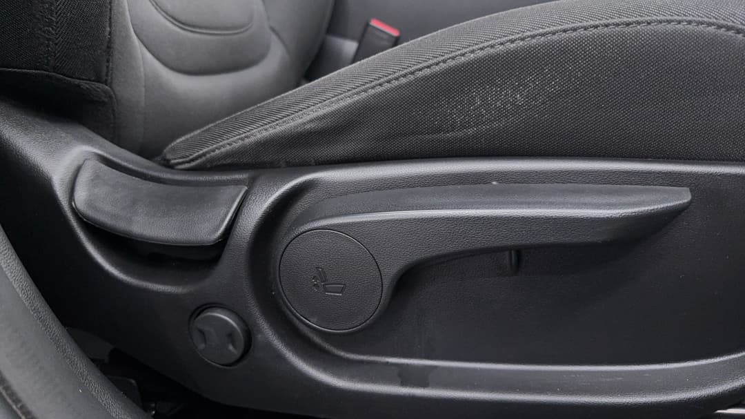2023 Hyundai Tucson (FWD), Automatic, 74492 km, Drivers Side Adjustment Panel
