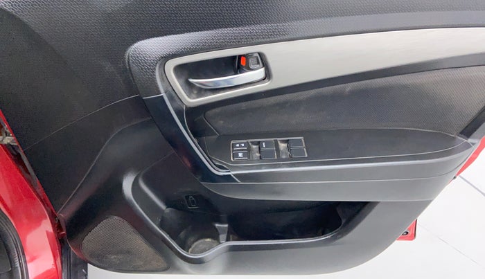 2018 Maruti Vitara Brezza ZDI+ DUAL TONE AMT, Diesel, Automatic, Driver Side Door Panel Controls