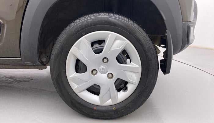 2022 Renault Kwid RXT 1.0, Petrol, Manual, 11,689 km, Left Rear Wheel