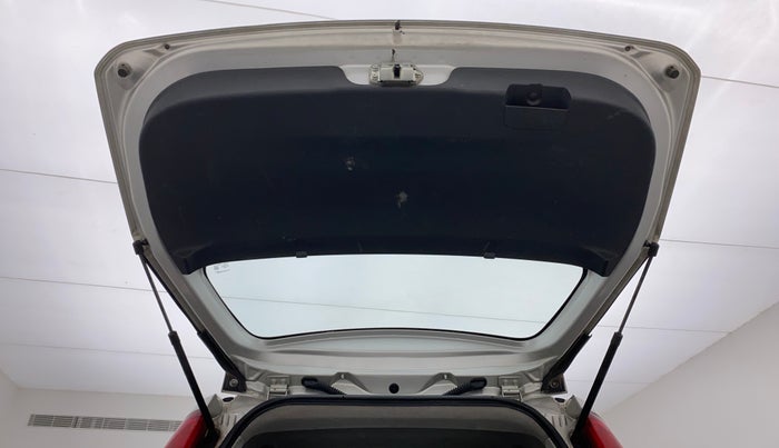 2013 Maruti Ritz VDI, Diesel, Manual, 84,499 km, Boot Door Open