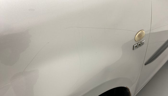 2013 Maruti Ritz VDI, Diesel, Manual, 84,499 km, Left fender - Minor scratches