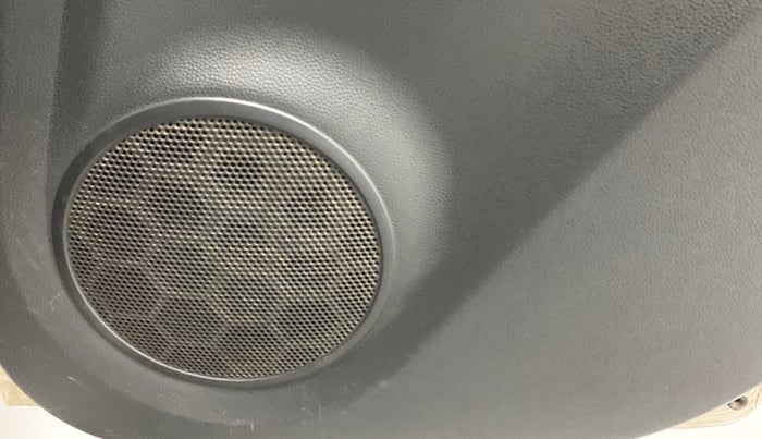 2013 Maruti Ritz VDI, Diesel, Manual, 84,499 km, Infotainment system - Rear speakers missing / not working