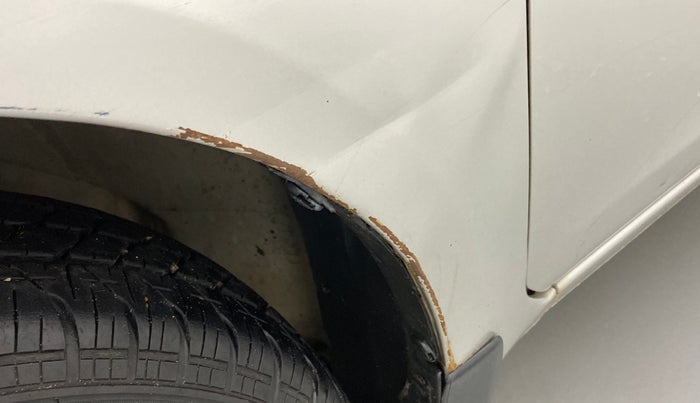 2013 Maruti Ritz VDI, Diesel, Manual, 84,499 km, Left fender - Slight discoloration