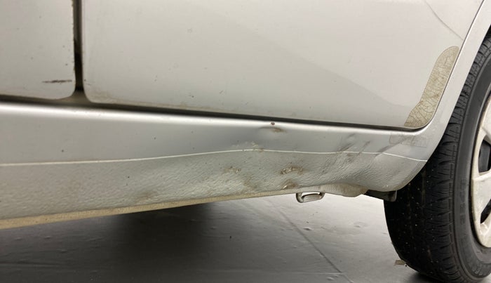 2013 Maruti Ritz VDI, Diesel, Manual, 84,499 km, Left running board - Slightly dented
