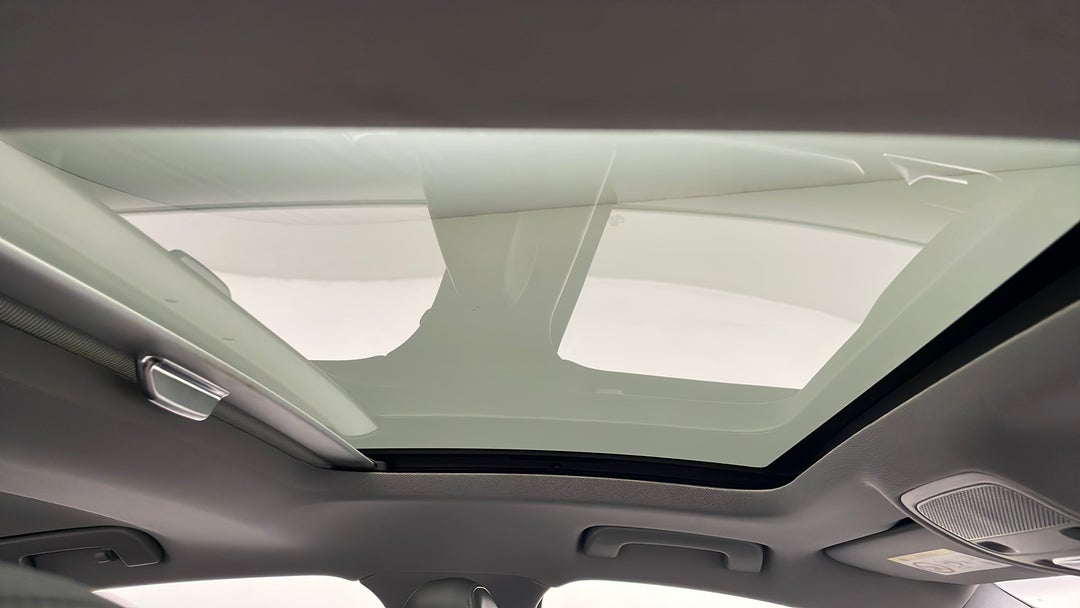 Interior Sunroof/Moonroof