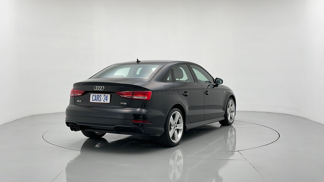 Right Back Diagonal (45- Degree) View