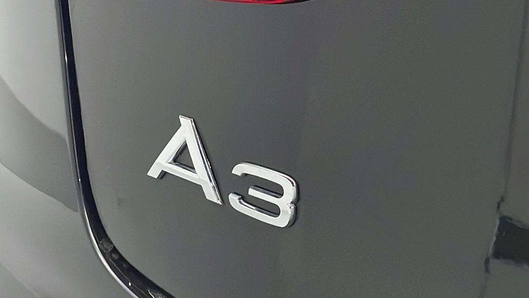 Badge (Boot Left Side)