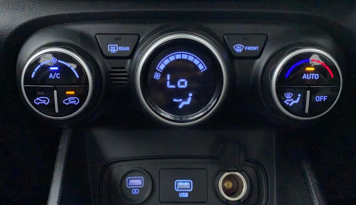 2019 Hyundai VENUE SX(O) CRDi, Diesel, Manual, 61,036 km, Automatic Climate Control