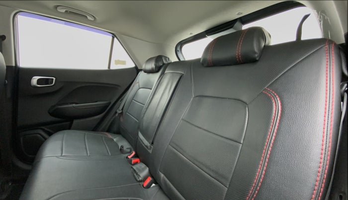 2019 Hyundai VENUE SX(O) CRDi, Diesel, Manual, 61,036 km, Right Side Rear Door Cabin