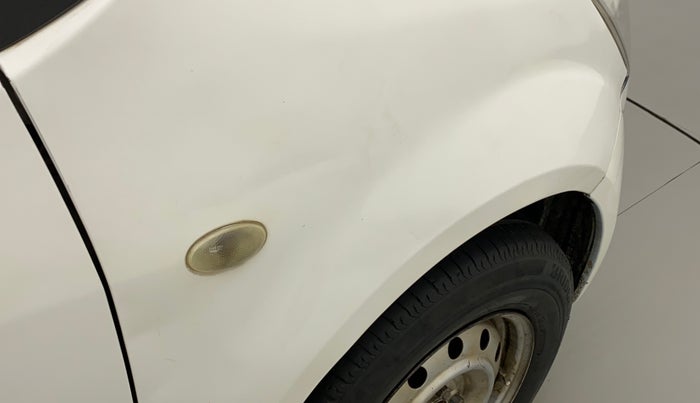 2010 Maruti Ritz LXI, Petrol, Manual, 73,654 km, Right fender - Slightly dented