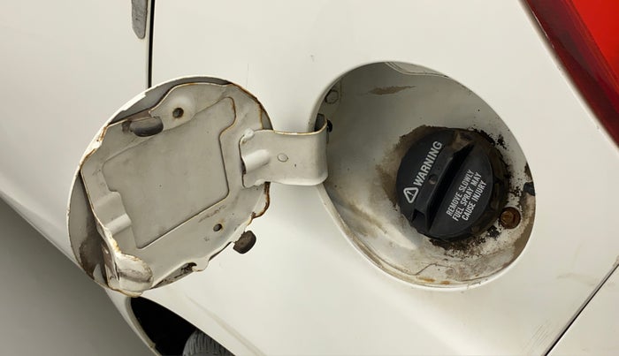 2010 Maruti Ritz LXI, Petrol, Manual, 73,654 km, Left quarter panel - Fuel lid lock has slight discoloration