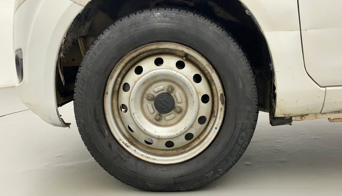 2010 Maruti Ritz LXI, Petrol, Manual, 73,755 km, Left Front Wheel