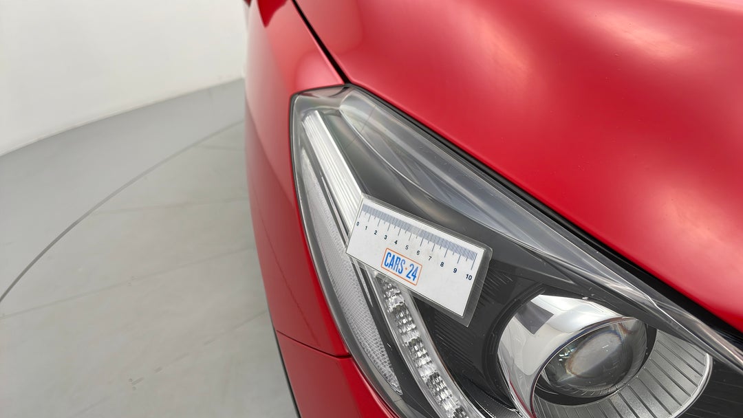 Lights Headlights RHS Fade