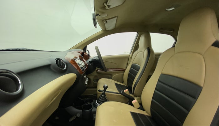 2015 Honda Brio S MT, Petrol, Manual, 34,105 km, Right Side Front Door Cabin