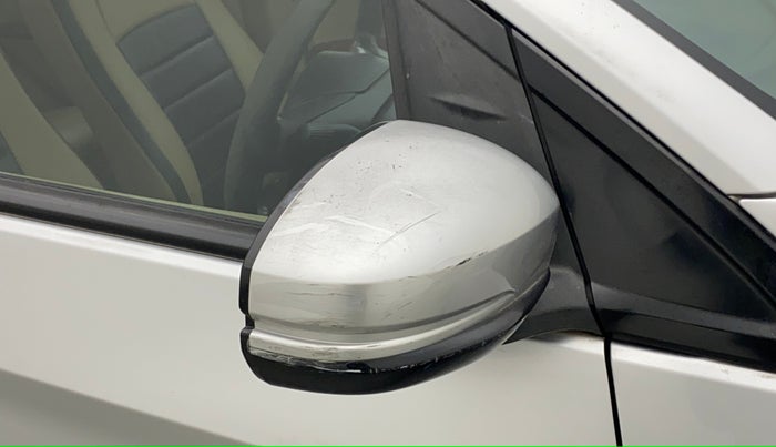 2015 Honda Brio S MT, Petrol, Manual, 34,105 km, Right rear-view mirror - Minor scratches
