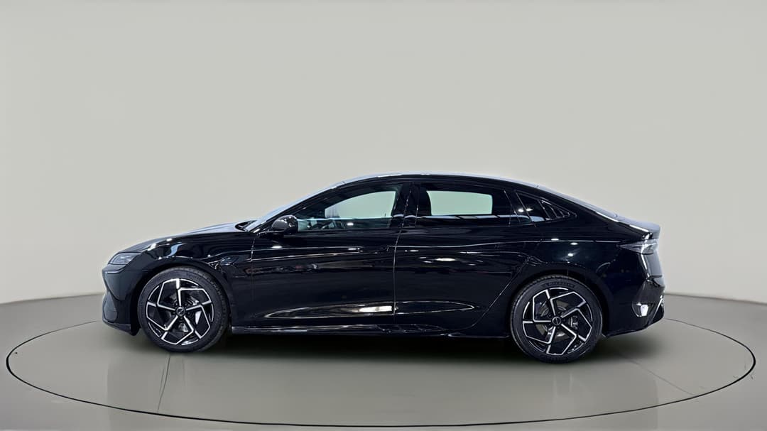 2023 Byd Seal Premium, Automatic, 38557 km, Left Side View