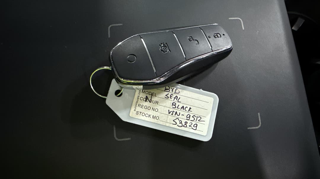 2023 Byd Seal Premium, Automatic, 38557 km, Key Close-up