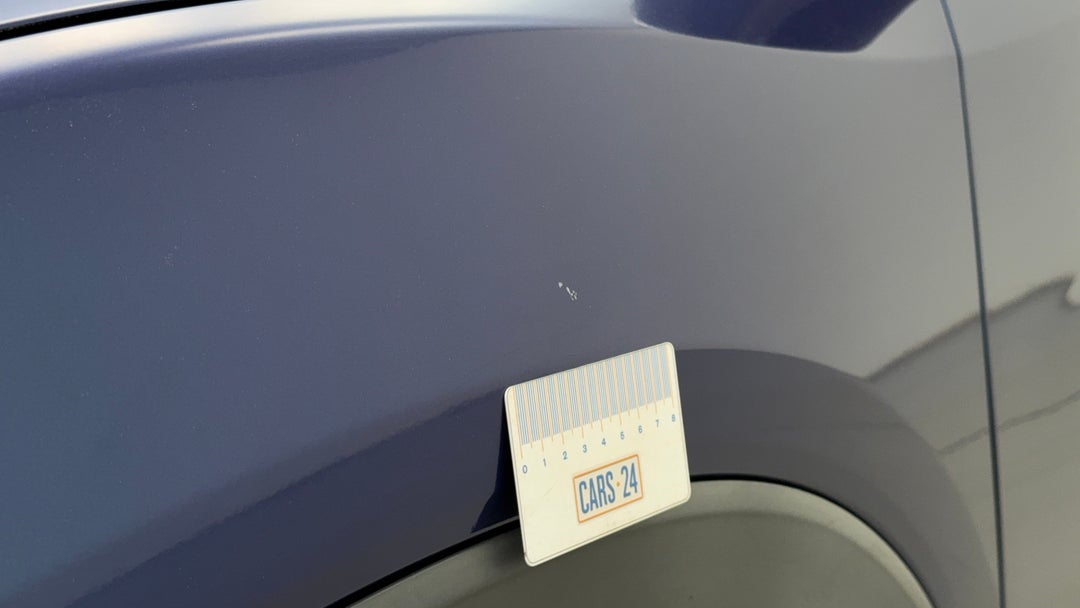 Quarter Panel Front LHS Guard Dent