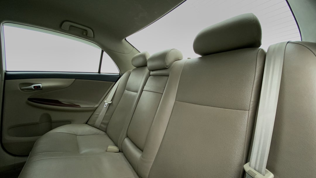 Right Side Rear Door Cabin