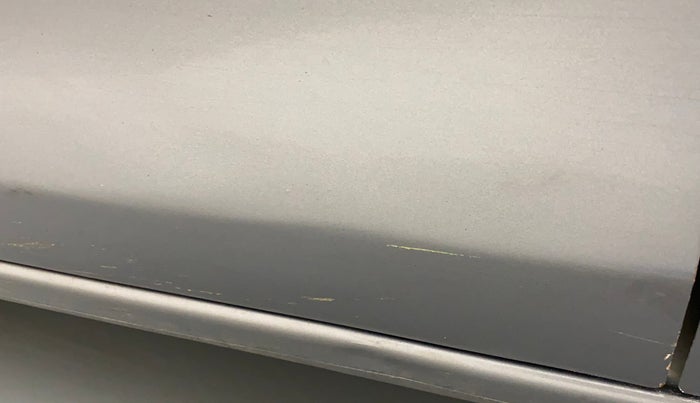 2015 Datsun Go Plus T, Petrol, Manual, 1,03,938 km, Front passenger door - Minor scratches