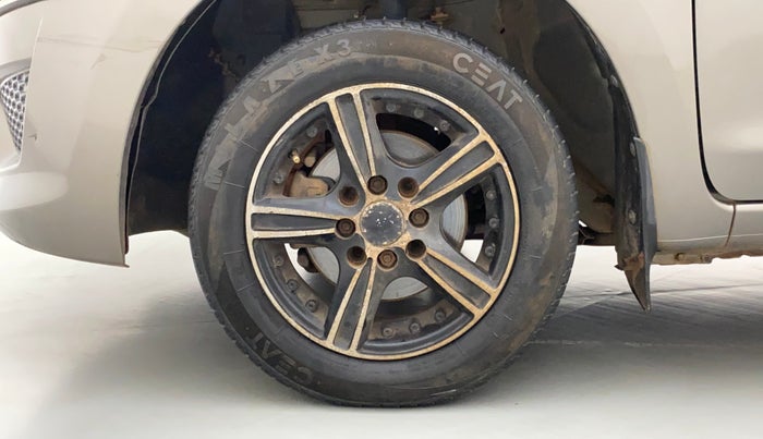 2015 Datsun Go Plus T, Petrol, Manual, 1,03,938 km, Left Front Wheel