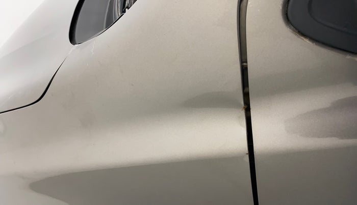 2015 Datsun Go Plus T, Petrol, Manual, 1,03,938 km, Right fender - Slightly dented