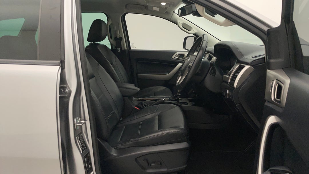 2019 Ford Everest Trend (RWD 7 Seat), Automatic, 138231 km, Right Side Front Door Cabin View