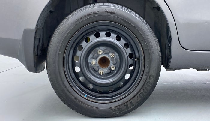2014 Maruti Ertiga VDI, Diesel, Manual, 96,226 km, Right Rear Tyre Tread