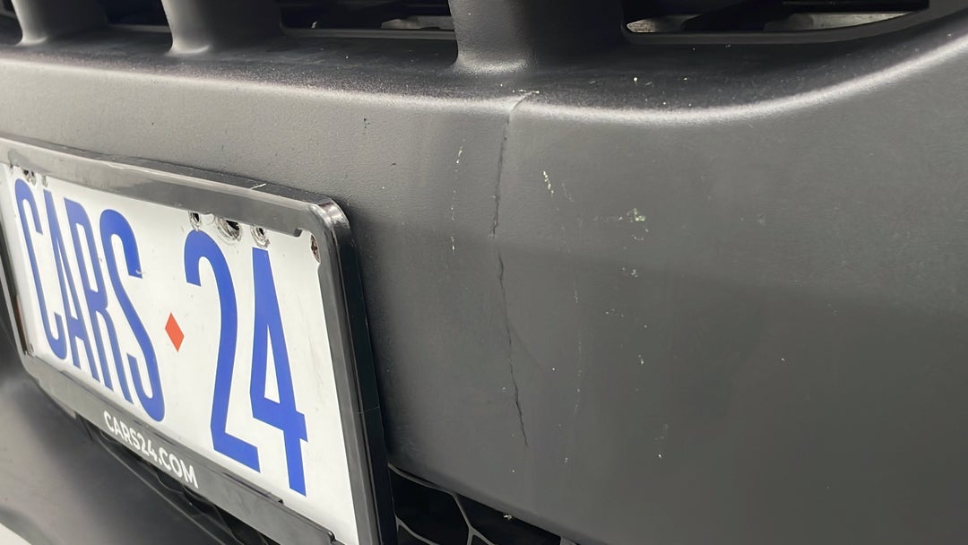 Bumper Front Scratch