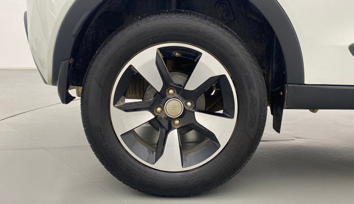 2019 Tata NEXON XZA + 1.2 PETROL A/T, Petrol, Automatic, 20,956 km, Right Rear Wheel