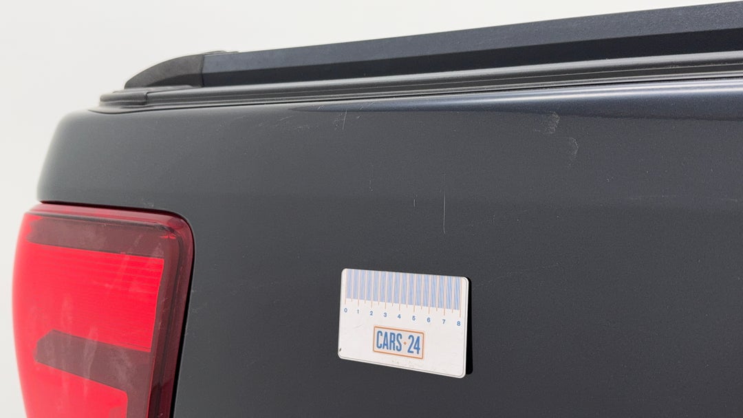 Quarter Panel Rear RHS Scratch