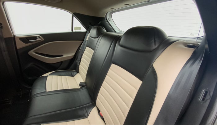 2019 Hyundai Elite i20 1.2 SPORTS PLUS VTVT, Petrol, Manual, 10,555 km, Right Side Rear Door Cabin