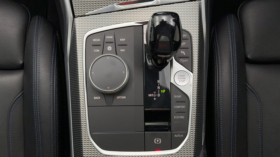 2019 BMW 3 20i M Sport, Automatic, 71401 km, Gear Lever 