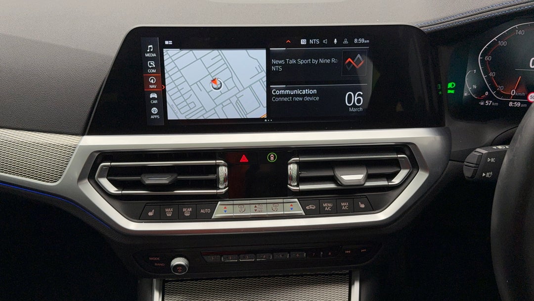 2019 BMW 3 20i M Sport, Automatic, 71401 km, Center Console