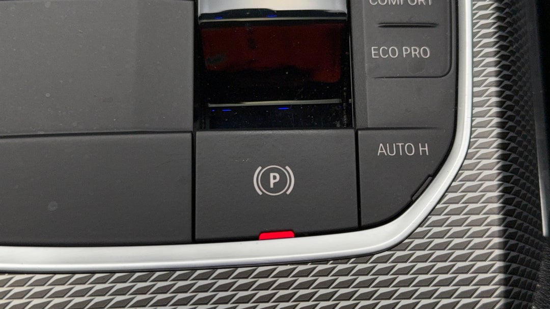 2019 BMW 3 20i M Sport, Automatic, 71401 km, Handbrake