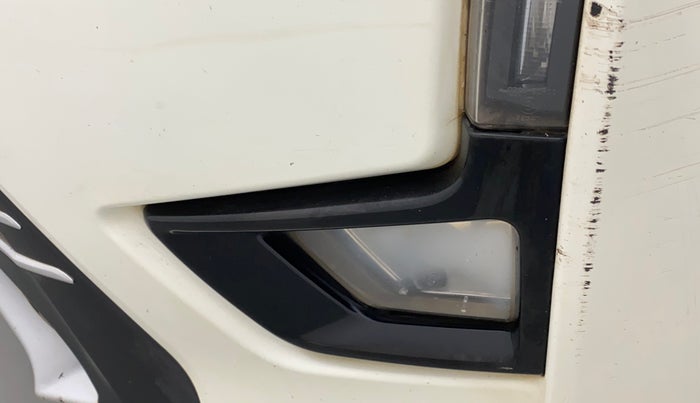 2019 Mahindra XUV 3OO W8 1.5 DIESEL, Diesel, Manual, 1,28,939 km, Left fog light - Not working