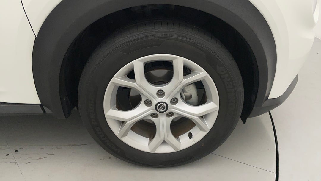 2022 Nissan Juke St, Automatic, 20274 km, Right Front Wheel