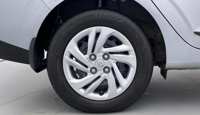 2021 Hyundai AURA S CNG, CNG, Manual, 27,489 km, Right Rear Wheel