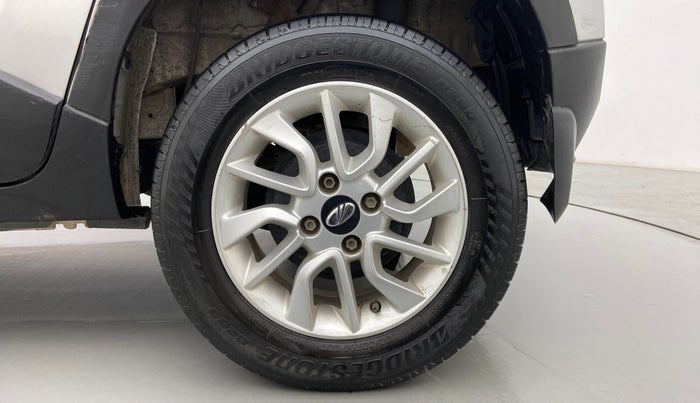 2016 Mahindra Kuv100 K8 6 STR, Petrol, Manual, 53,540 km, Left Rear Wheel